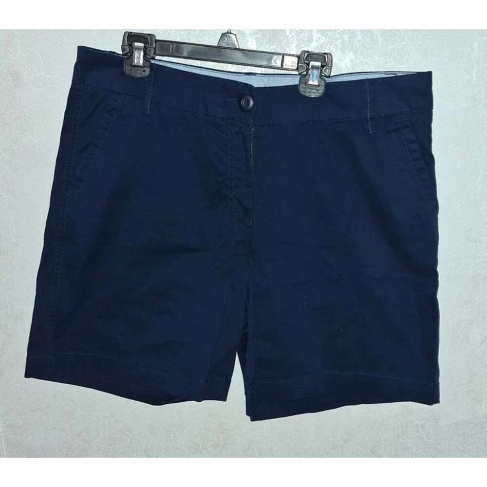 Women's Crown & Ivy Navy Shorts Size 8
